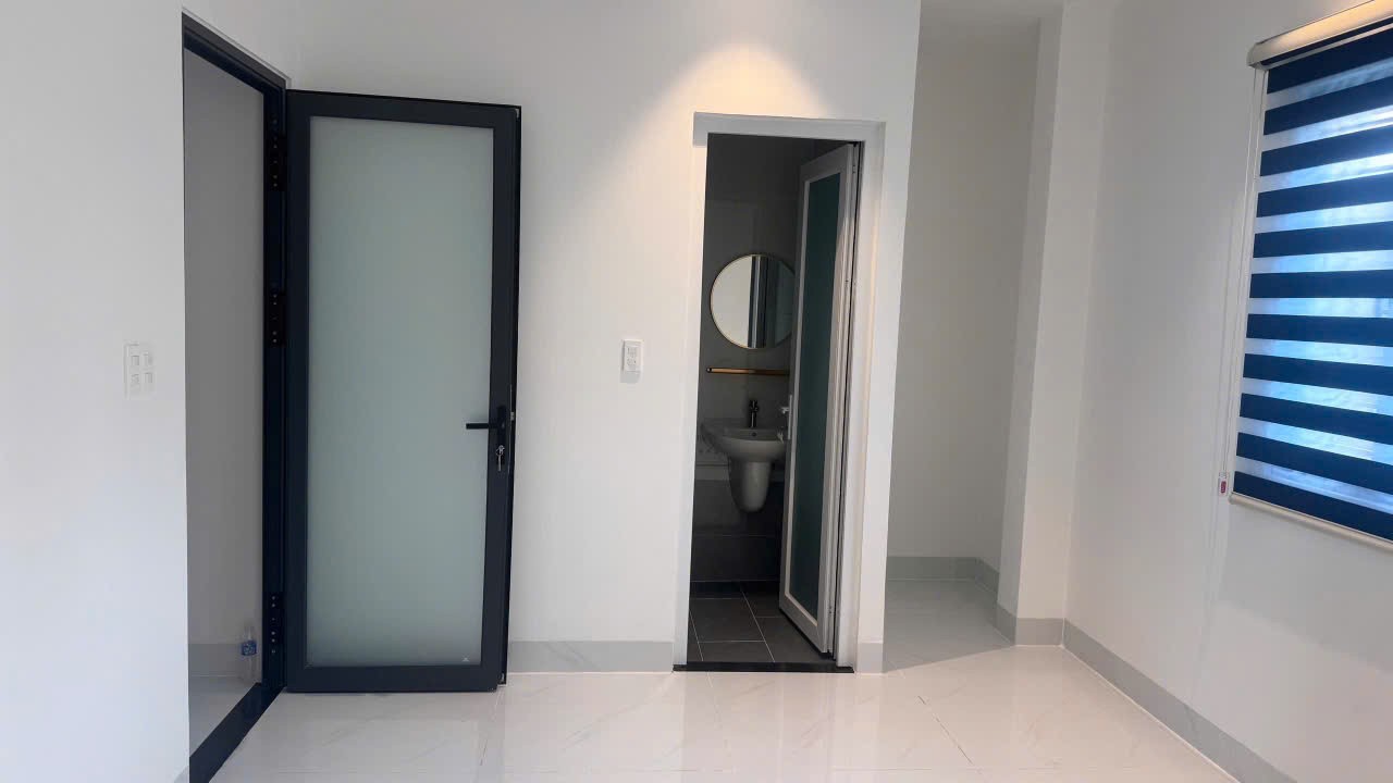 Cho thuê Nhà mặt tiền Phường Trường Thọ, Thủ Đức, Diện tích 50m², Giá 22 Triệu/tháng 9