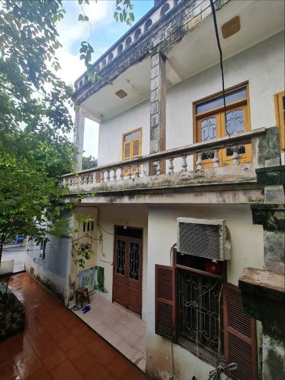 CHÍNH CHỦ CẦN cho thuê nhà riêng tại khu vực đường Trâu Quỳ, Gia Lâm mặt đường kinh doanh. 3