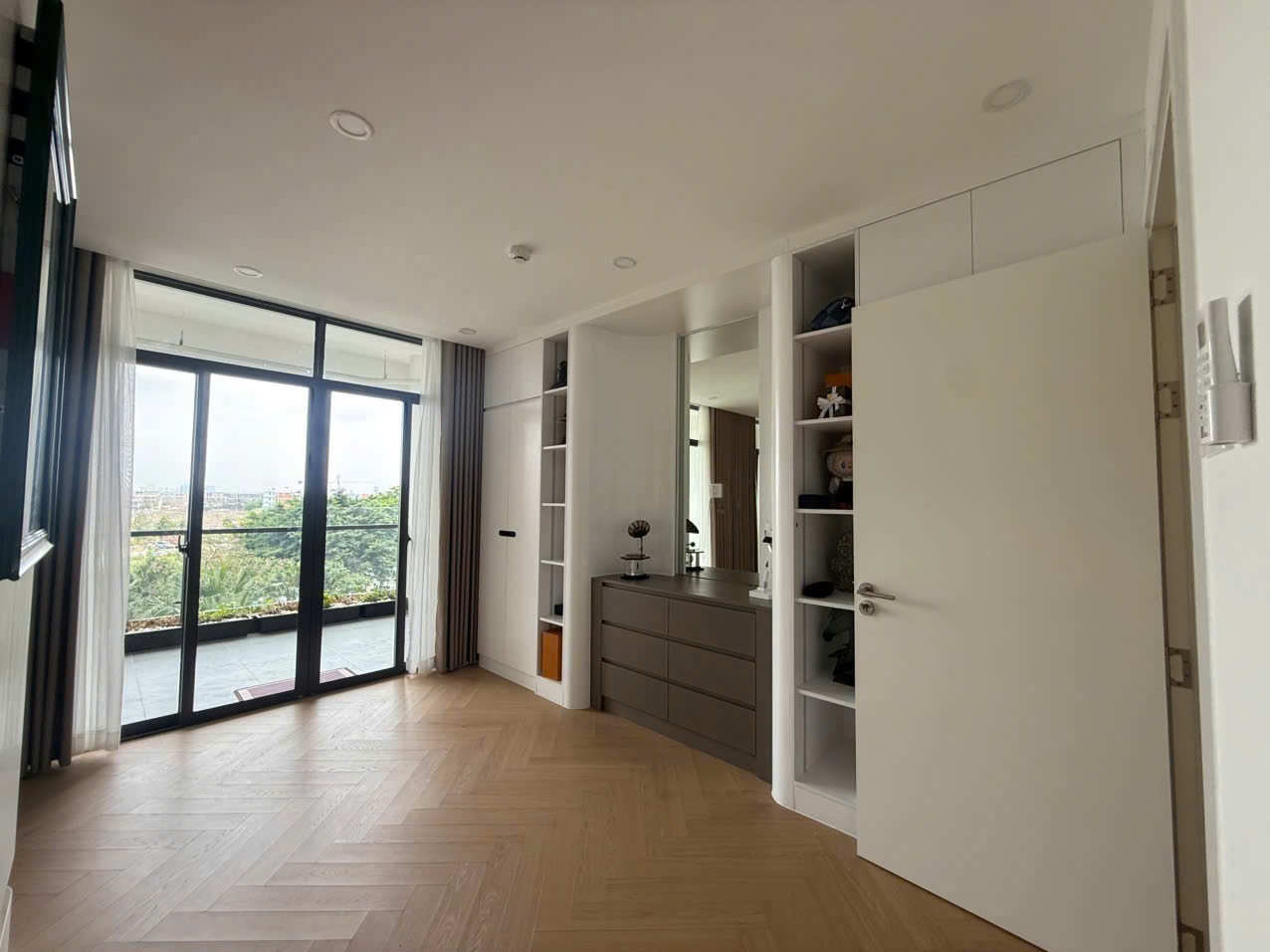 Cần bán Căn hộ chung cư Quận 2, Hồ Chí Minh, Diện tích 238m², Giá 13 Tỷ 8