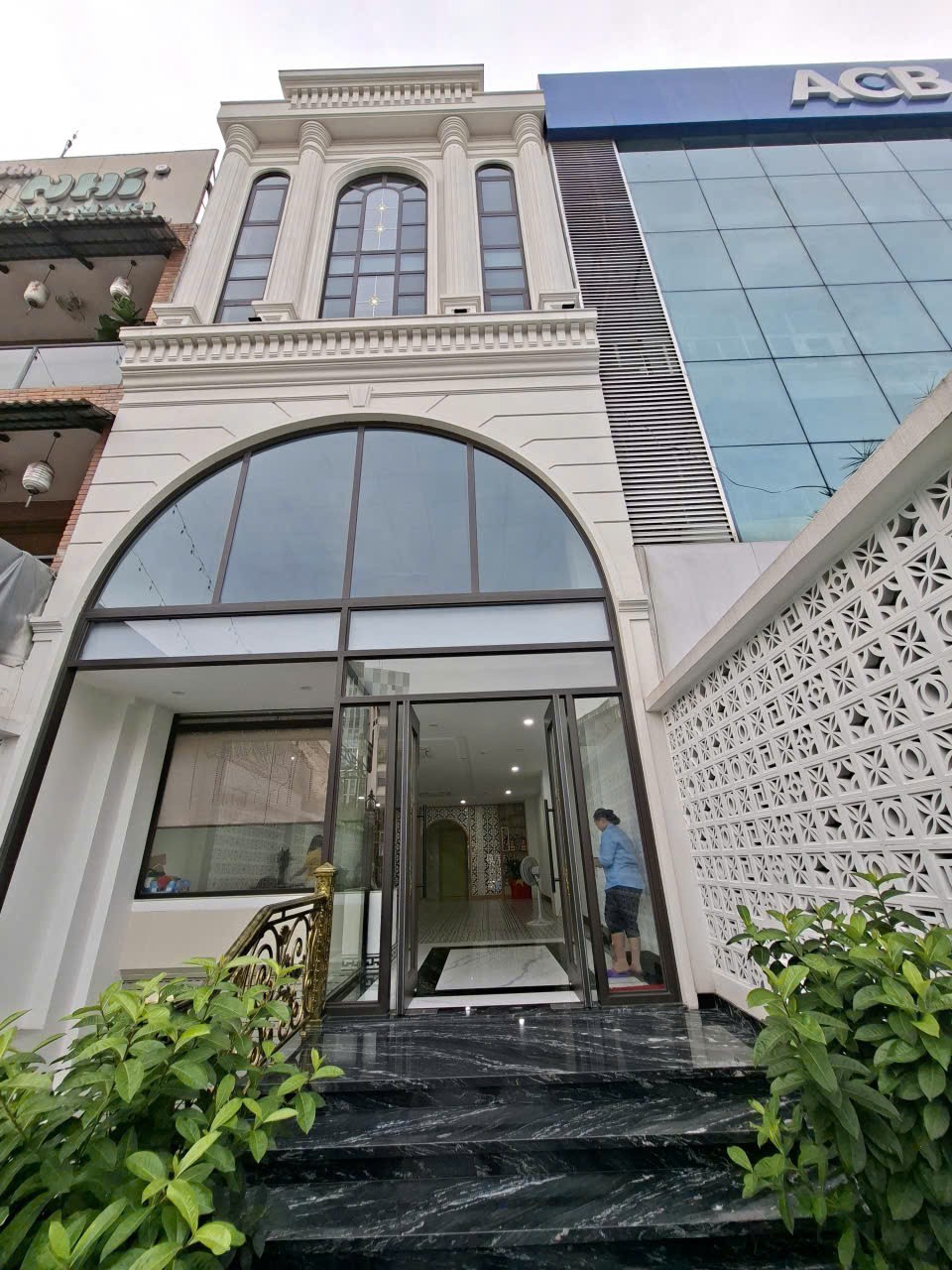 Cho thuê Nhà mặt tiền Phường Thảo Điền, Quận 2, Diện tích 108m², Giá Thương lượng 3