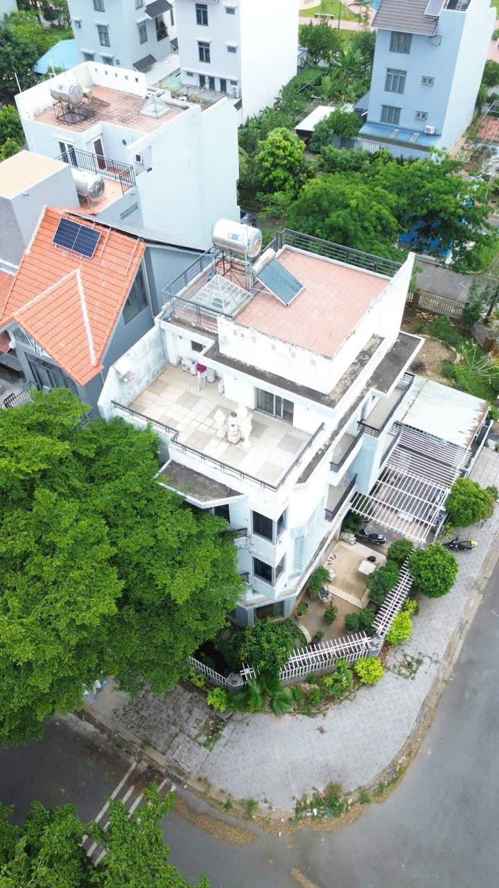 Cần bán Biệt thự Quận 9, Hồ Chí Minh, Diện tích 190m², Giá 24 Tỷ 12