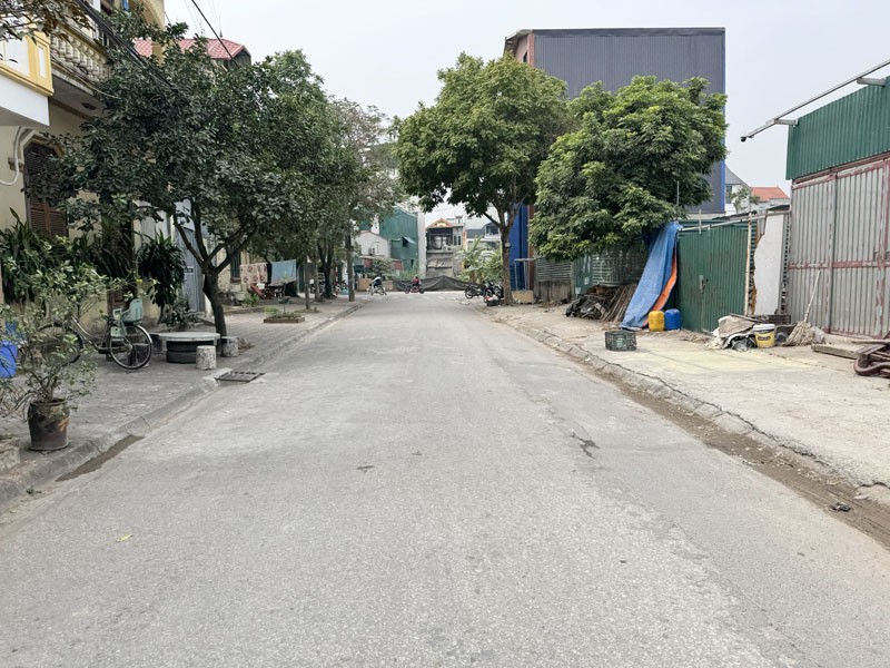 Chuyển đổi lên Shophouse bán đất Đường Hoa Động 50m2 - MT 5,2m, Đường 13m, Sát Chợ, CViên 4