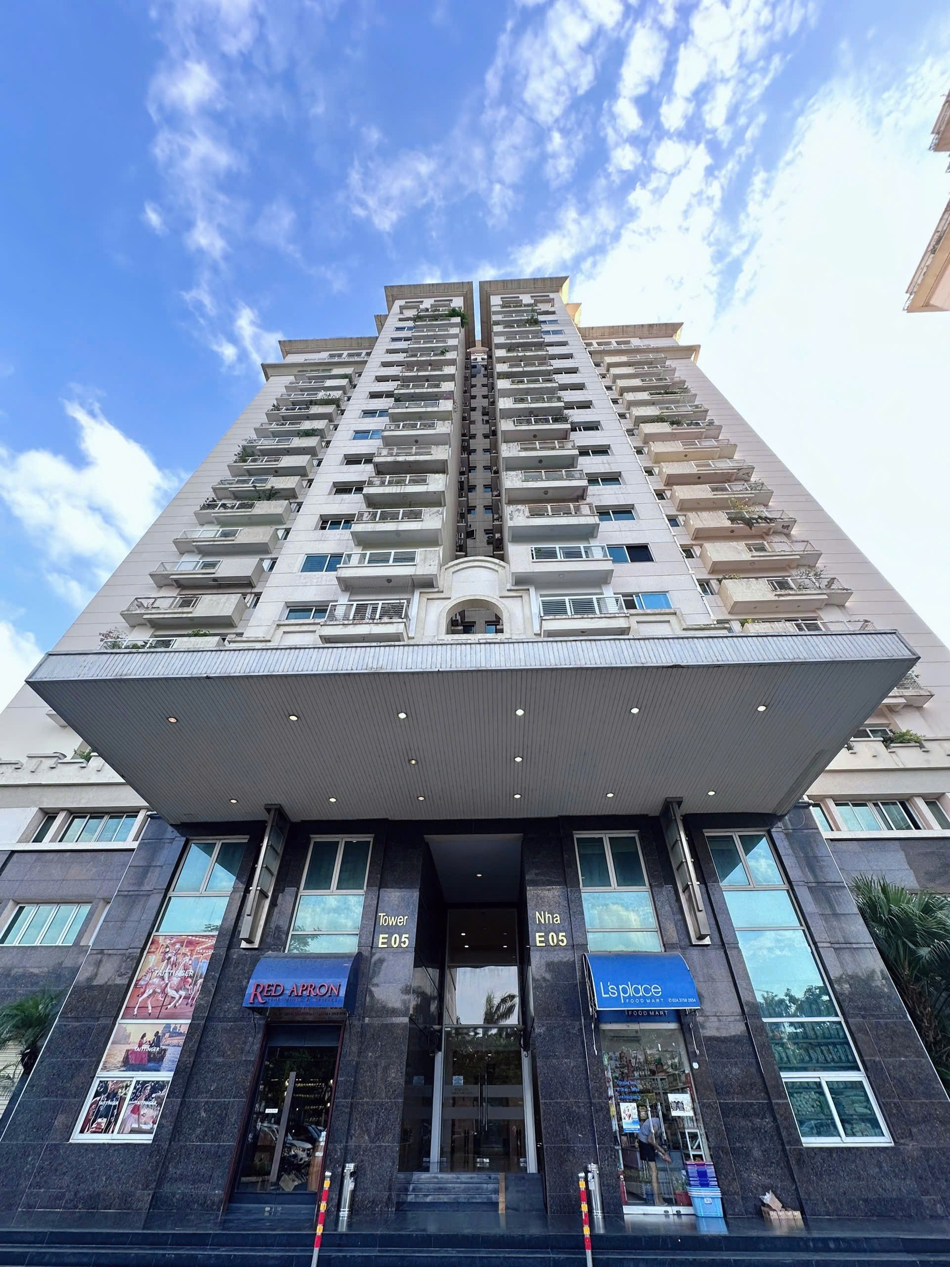 BÁN CH 4PN E5 CIPUTRA  142M²  NỘI THẤT GỖ GIÁNG HƯƠNG  GẦN GA METRO SỐ 2  GIÁ 16 TỶ 2