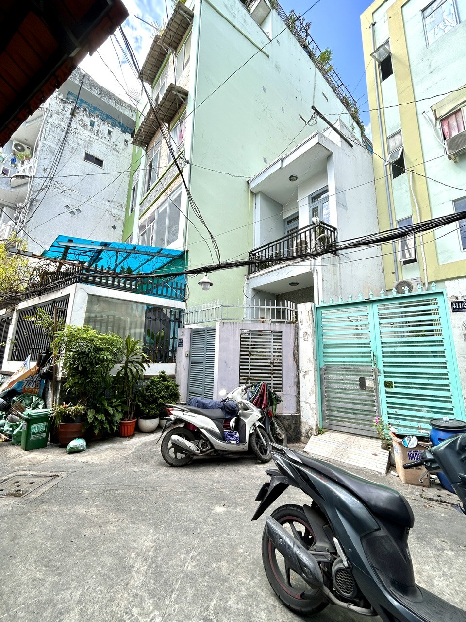 BÁN NHÀ Đ. ĐOÀN VĂN BƠ- 5 TẦNG- NGANG LỚN 4.7M- SẴN DOANH THU MỖI THÁNG- LƯU THÔNG TÔN ĐẢN- NGUYỄN 4