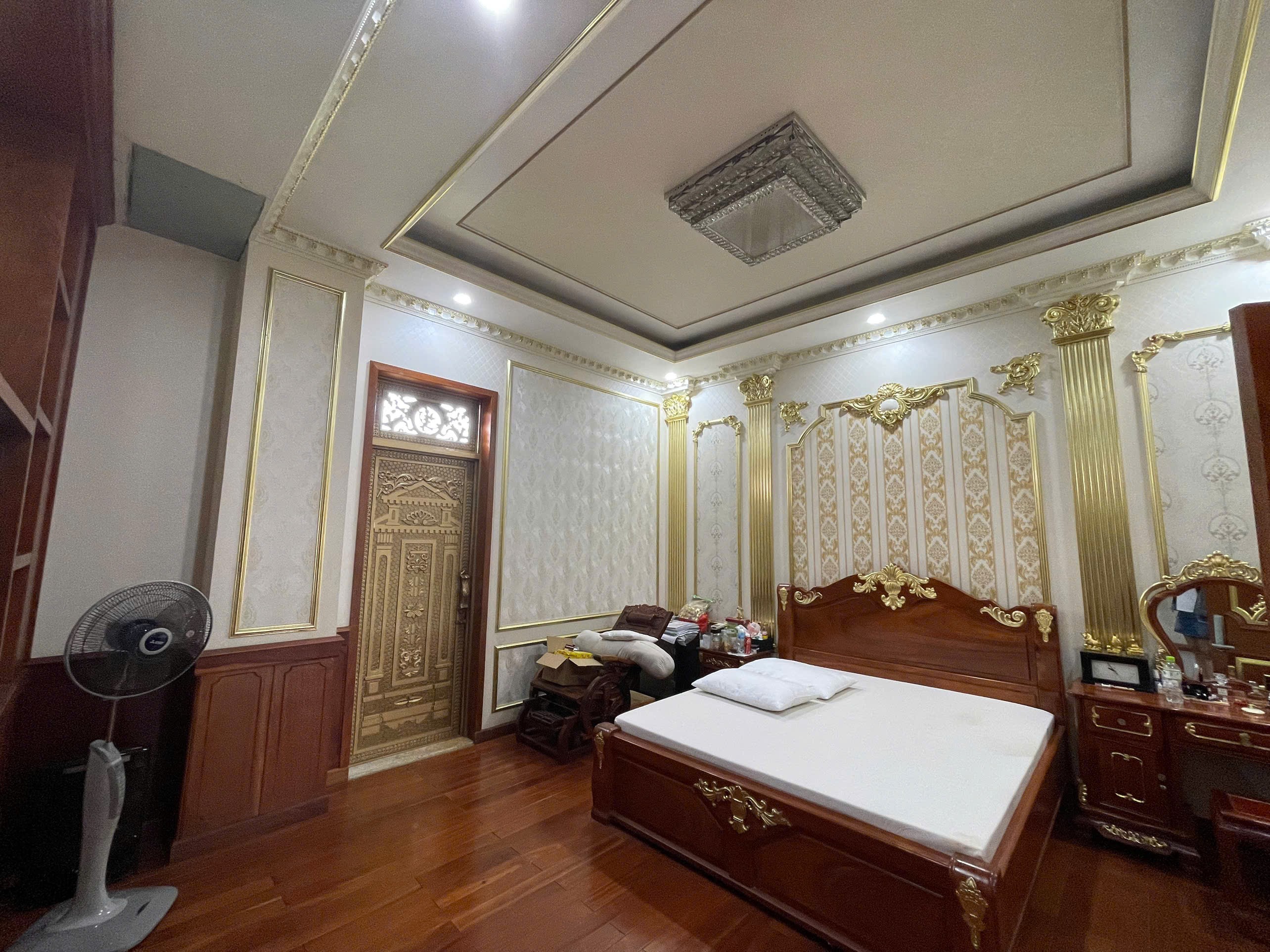 Cần bán Biệt thự Phường Bình Trưng Đông, Quận 2, Diện tích 652m², Giá 40 Tỷ