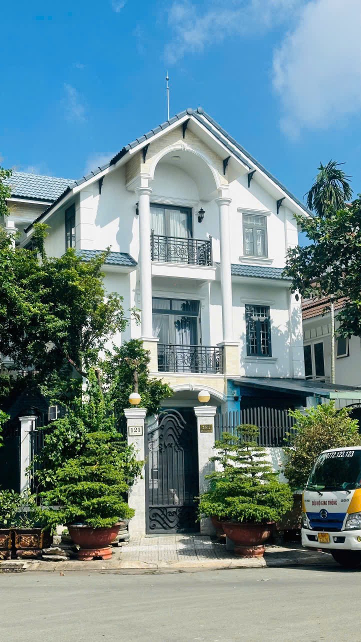 Cần bán Biệt thự Quận 2, Hồ Chí Minh, Diện tích 227m², Giá 085 Tỷ 4