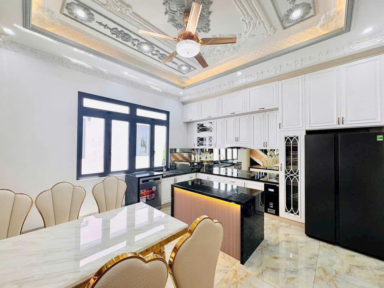 Nhà khu cán bộ ở ngay phà Binh Khánh, 4 tầng kiên cố, thuận tiện đi Cần Giờ 2