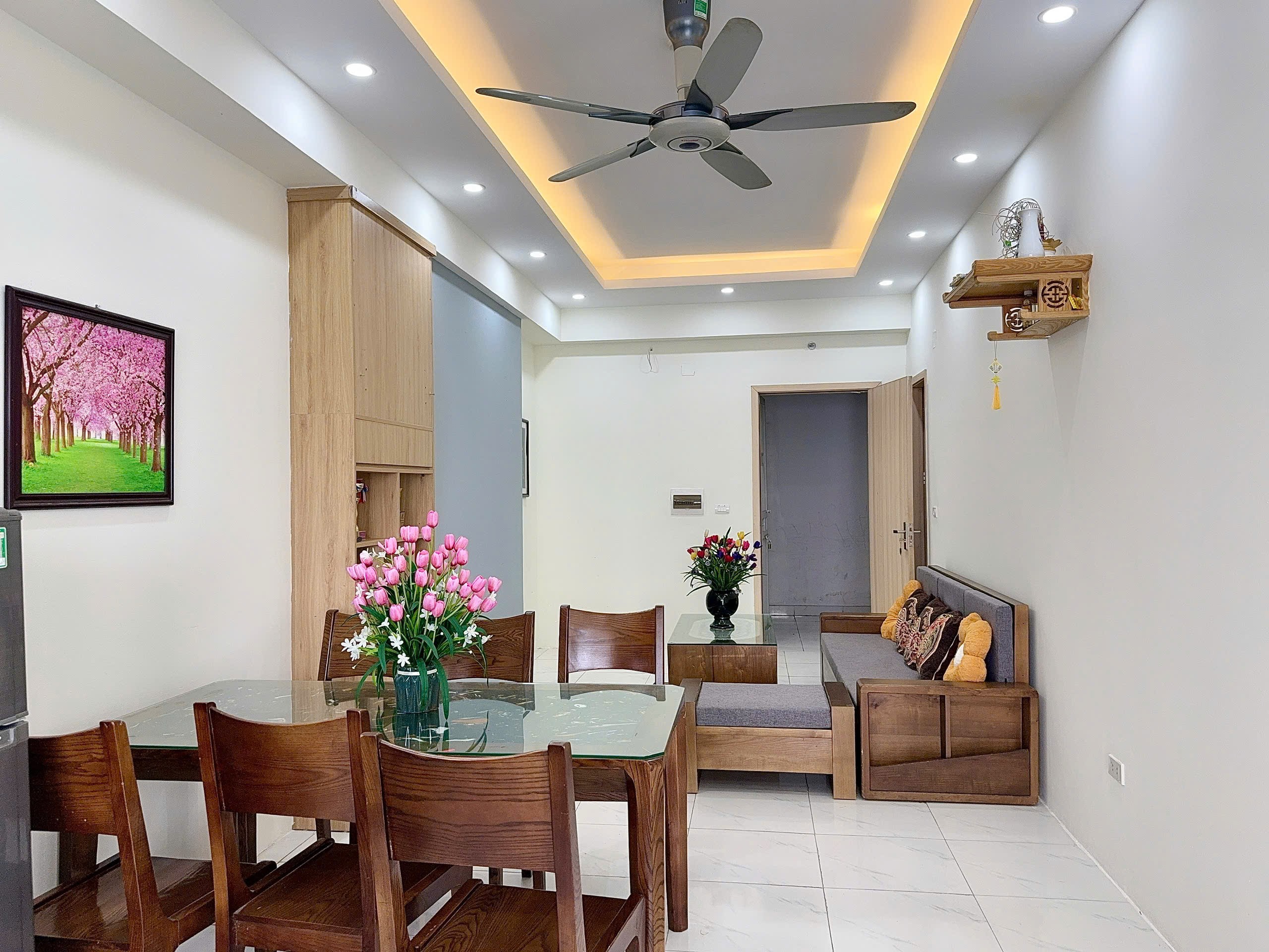 Cần bán căn hộ 68,5m2, 2Pn, tầng 8 tại Thanh Hà-Hà Đông 2