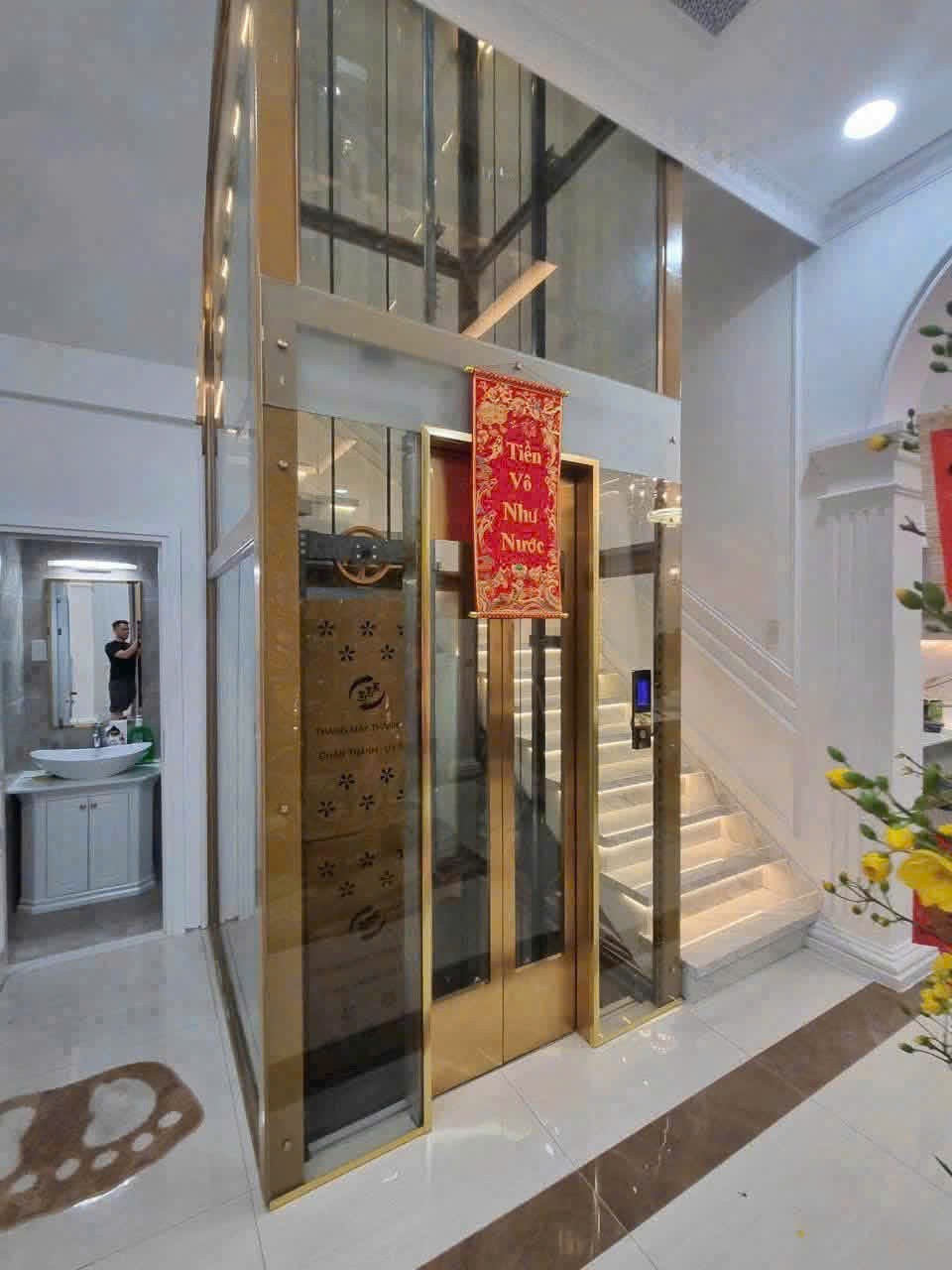 Cần bán Biệt thự Phường 13, Bình Thạnh, Diện tích 200m², Giá 37 Tỷ 11