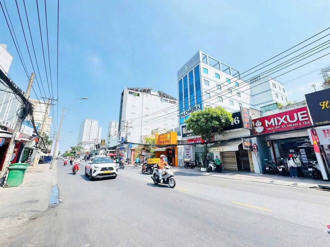 Cần bán Homestay - Khách Sạn Bình Thạnh, Hồ Chí Minh, Diện tích 210m², Giá 65 Tỷ 2