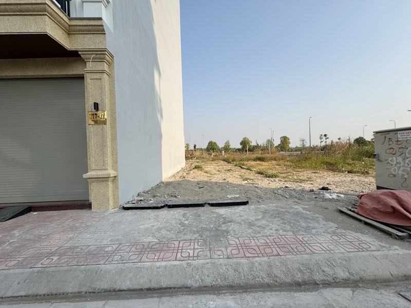 Chính Chủ Bán Đất Đấu Giá Cự Khối, Long Biên 65m2 – Mặt Tiền 5m, Đường 13m Vỉa Hè 3