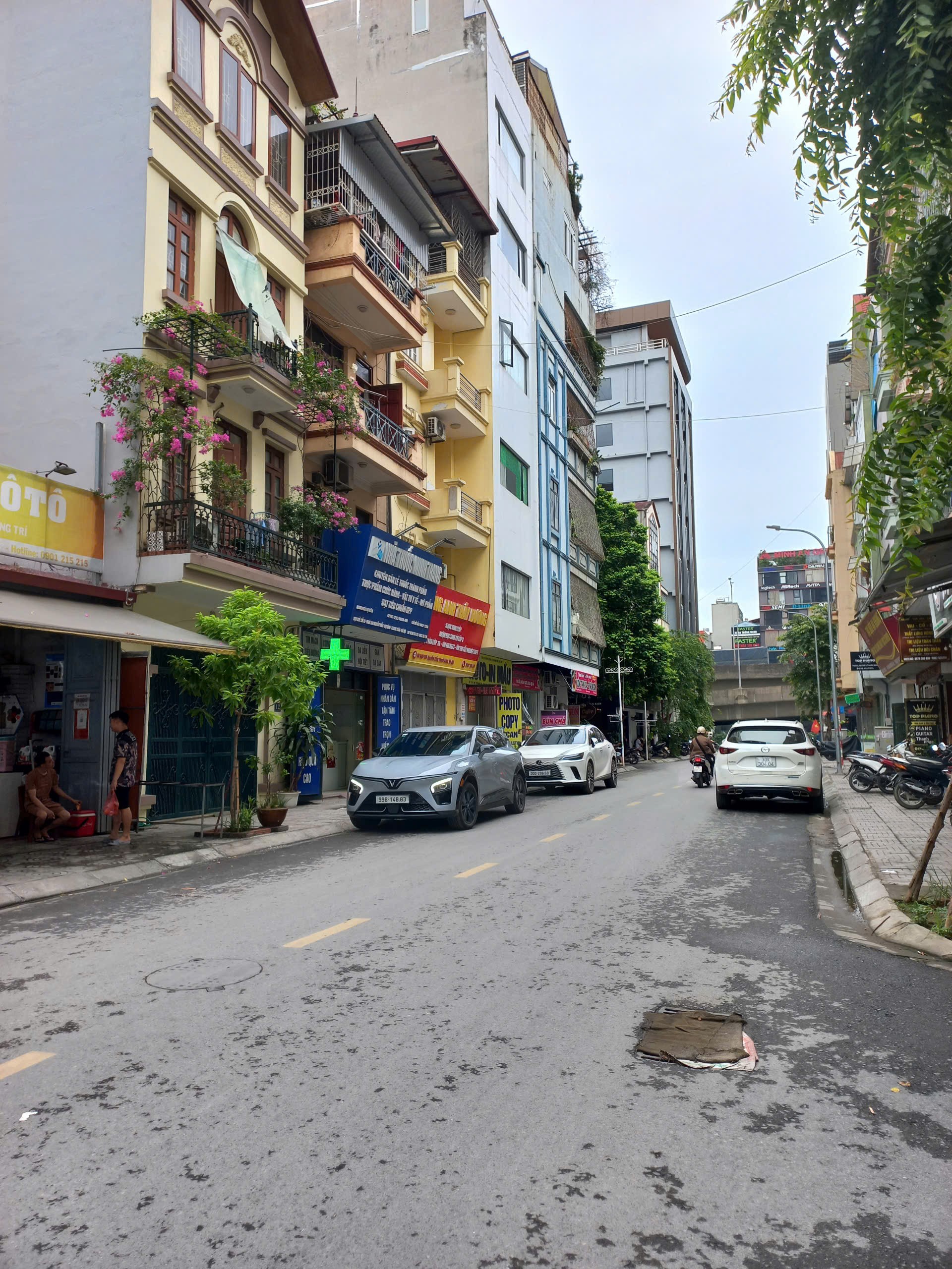 BÁN NHÀ MẶT PHỐ TƯỞNG DÂN BẢO, GẦN NGÃ TƯ NGUYỄN TRÃI, 58M2 5T VỈA HÈ, KINH DOANH, 30.X TỶ