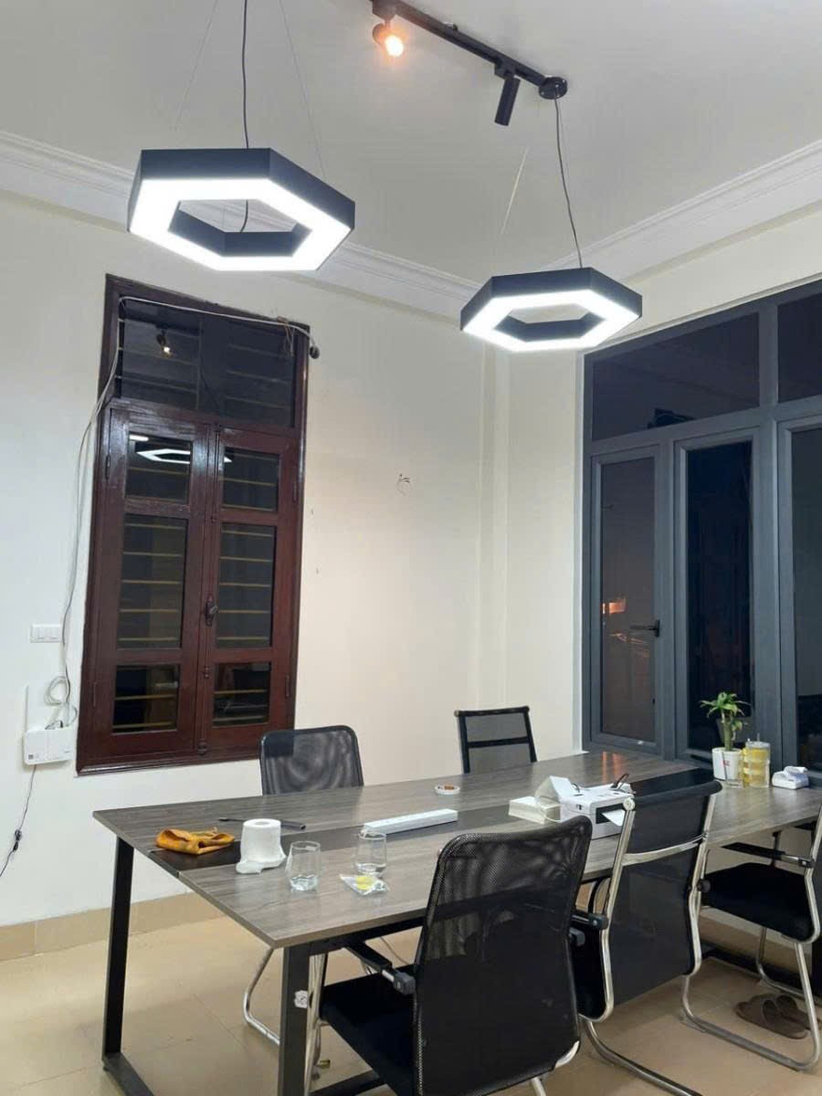 BÁN NHÀ NGUYỄN TRÃI, CÁCH PHỐ 35M, LÔ GÓC, DT45M2 5T, Ô TÔ TRÁNH, Ở CHO THUÊ, CHỈ 14.X TỶ 5