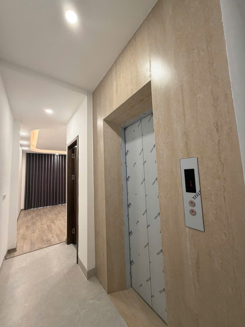 BÁN NHÀ ĐẸP PHÚC LỢI – 6 TẦNG – THANG MÁY , NGÕ Ô TÔ THÔNG – FULL NỘI THẤT – CHỈ 8,X TỶ 2