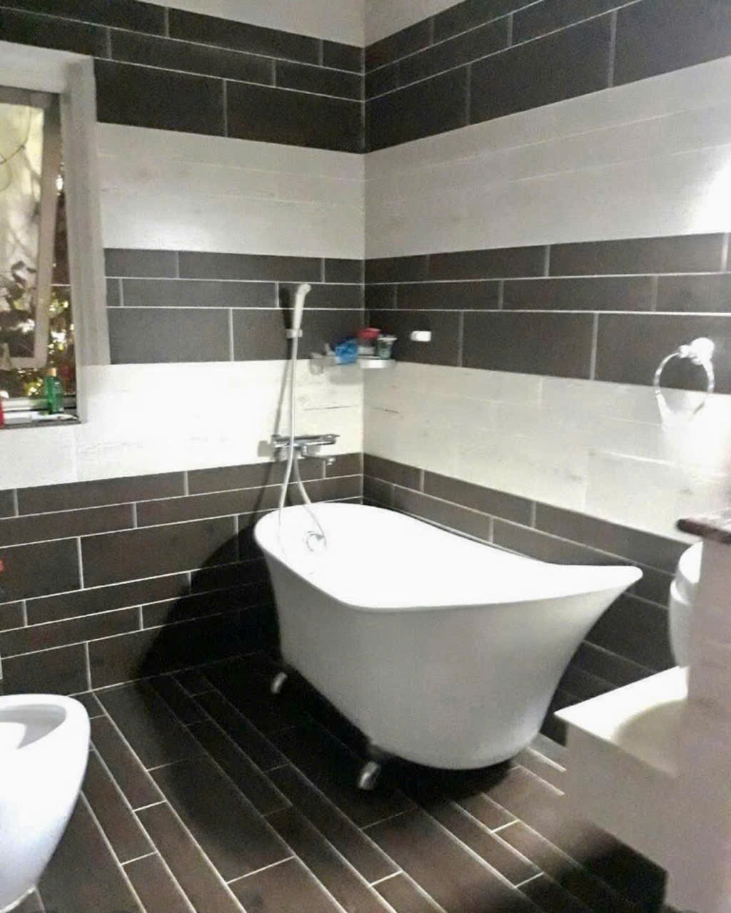 Cho thuê Nhà mặt tiền Quận 7, Hồ Chí Minh, Diện tích 220m², Giá 60 Triệu/tháng 9