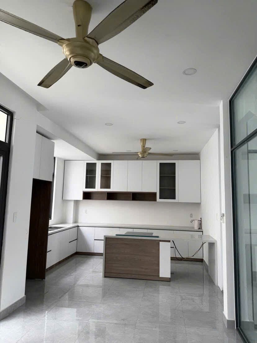 Cho thuê Nhà mặt tiền Quận 9, Hồ Chí Minh, Diện tích 144m², Giá 50 Triệu/tháng 3