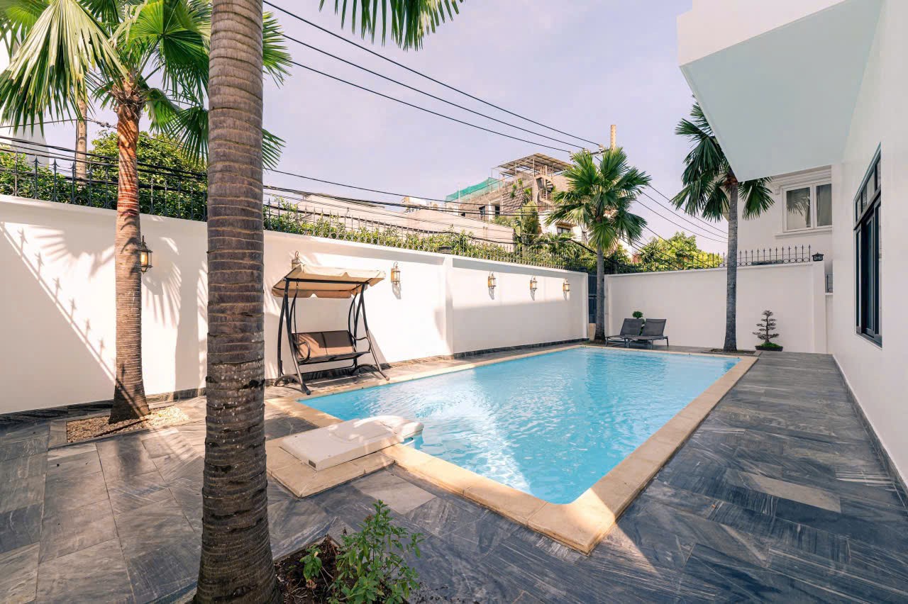 Cho thuê Biệt thự Phường Thảo Điền, Quận 2, Diện tích 750m², Giá Thương lượng 2