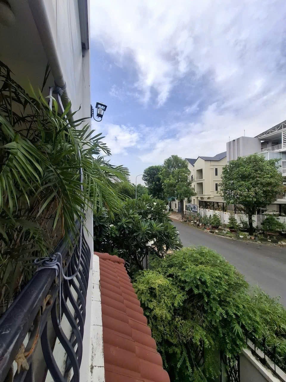 Cần bán Biệt thự Phường Phước Long B, Quận 9, Diện tích 310m², Giá 45 Tỷ 2