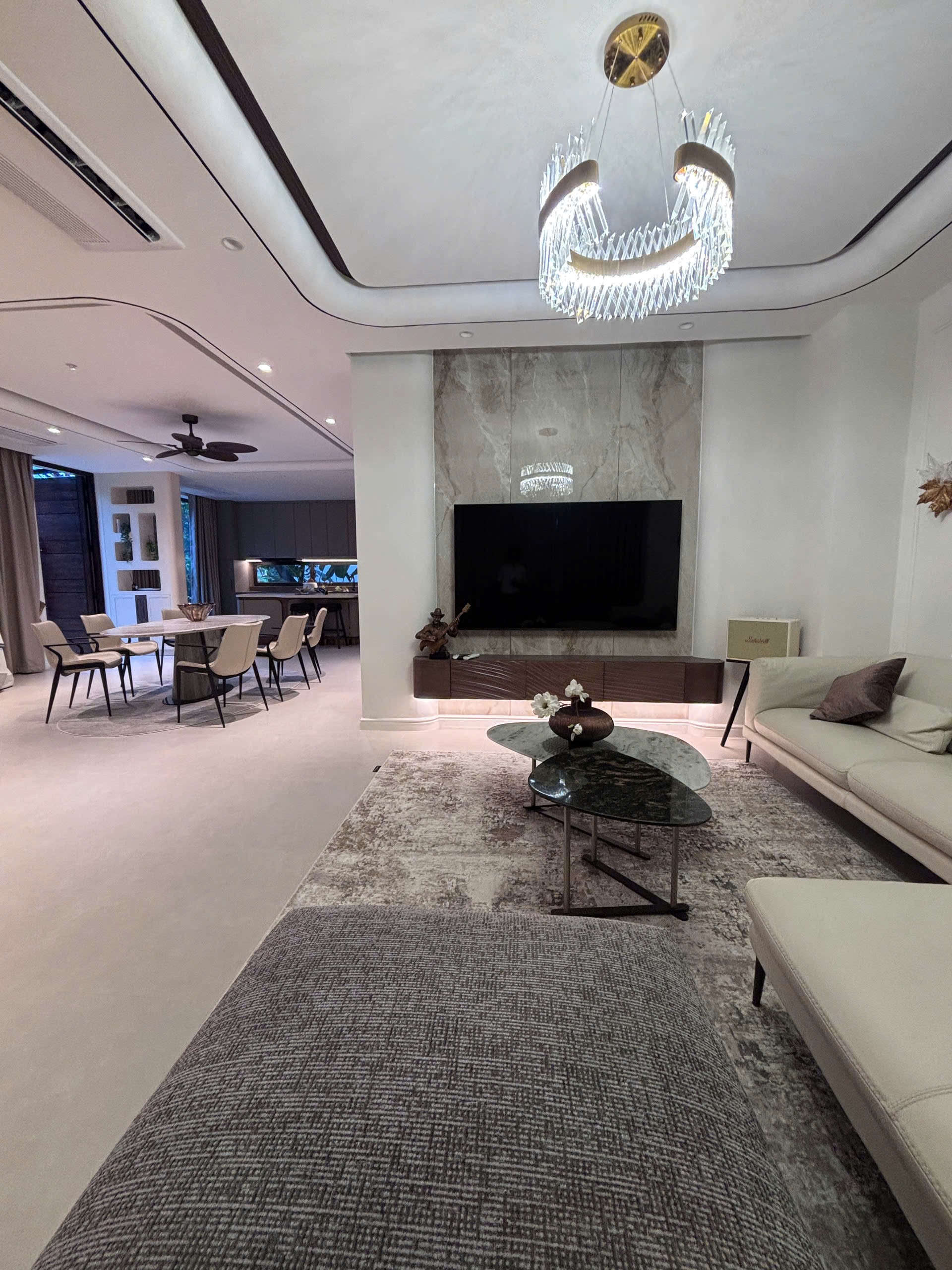 Cho thuê Biệt thự Quận 9, Hồ Chí Minh, Diện tích 240m², Giá 80 Triệu/tháng 2