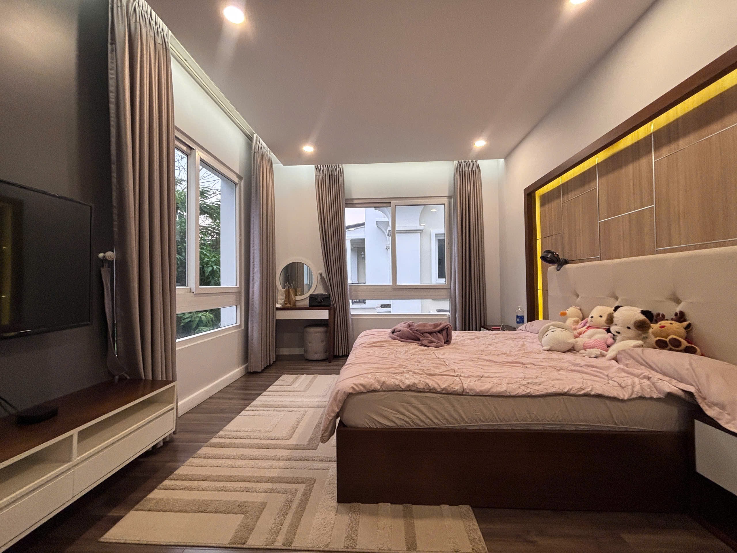 Cho thuê Nhà mặt tiền Quận 9, Hồ Chí Minh, Diện tích 250m², Giá 100 Triệu/tháng 4
