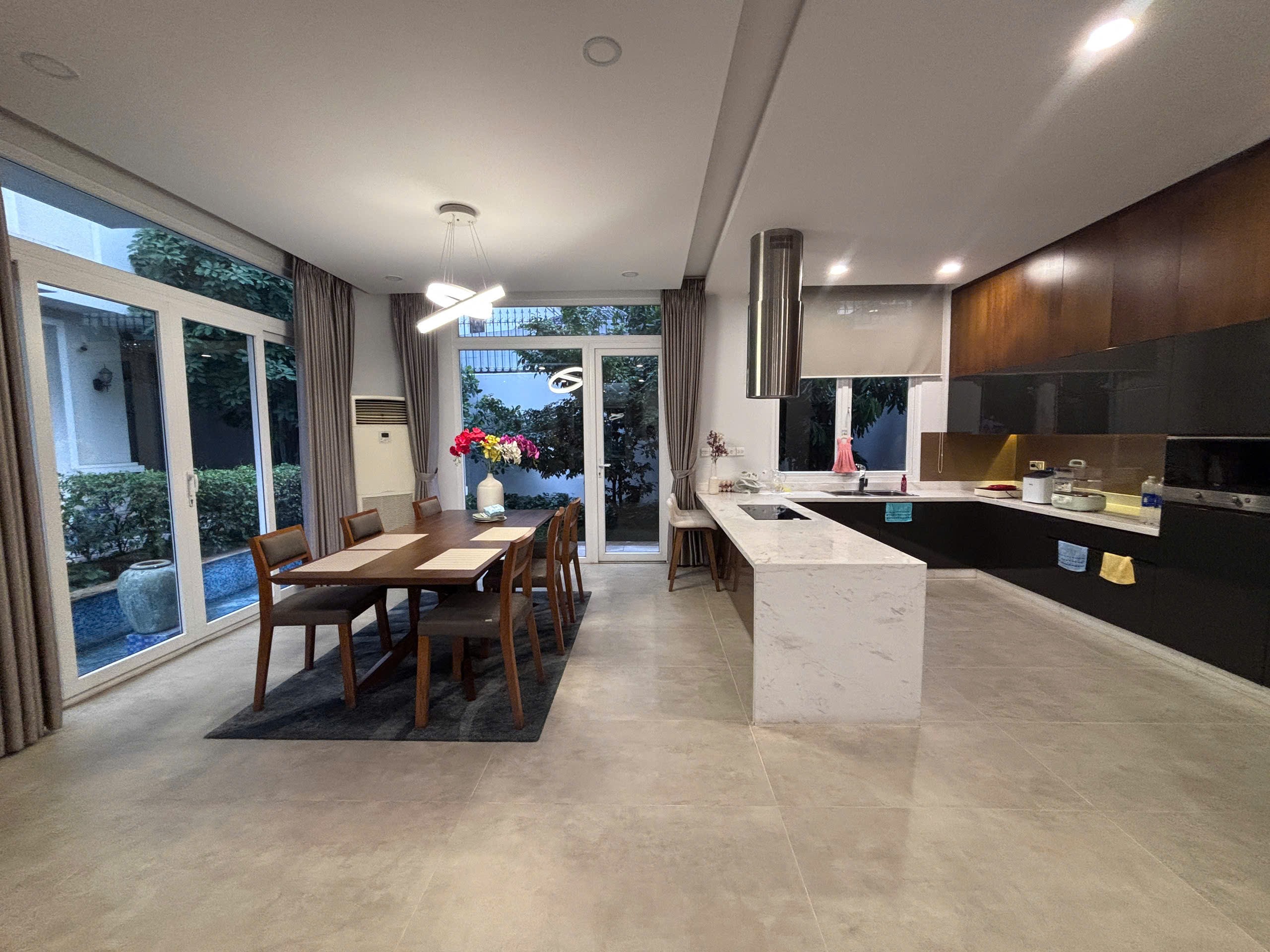 Cho thuê Nhà mặt tiền Quận 9, Hồ Chí Minh, Diện tích 250m², Giá 100 Triệu/tháng 16