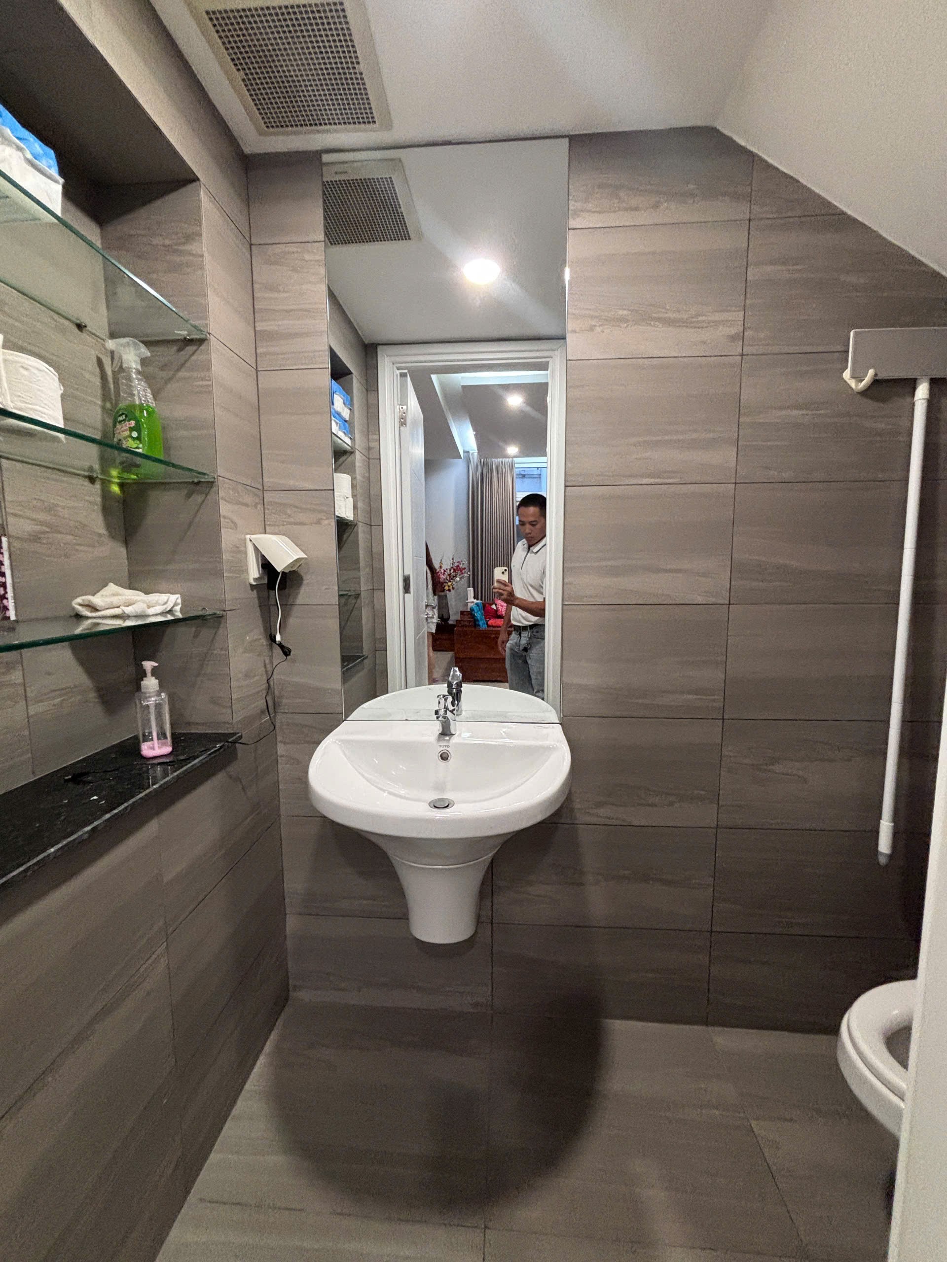 Cho thuê Nhà mặt tiền Quận 9, Hồ Chí Minh, Diện tích 250m², Giá 100 Triệu/tháng 19