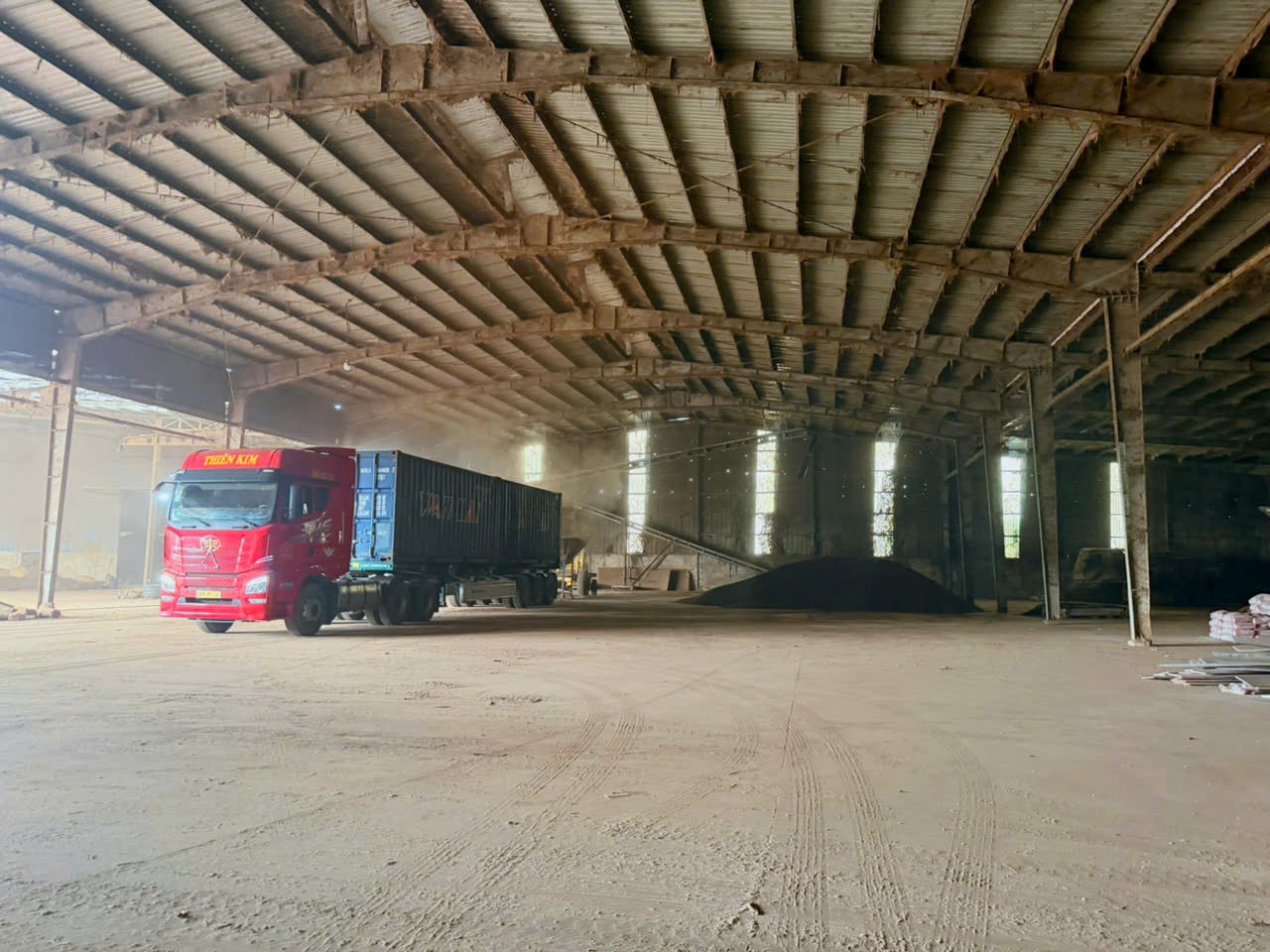 Cho thuê Kho - Nhà xưởng Phú Giáo, Bình Dương, Diện tích 1400m², Giá Thương lượng 5