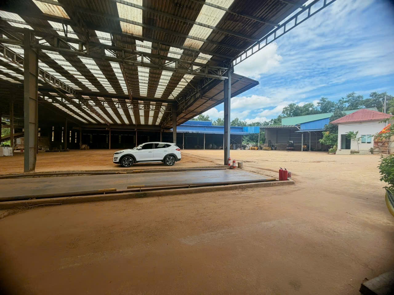 Cho thuê Kho - Nhà xưởng Phú Giáo, Bình Dương, Diện tích 1400m², Giá Thương lượng 14