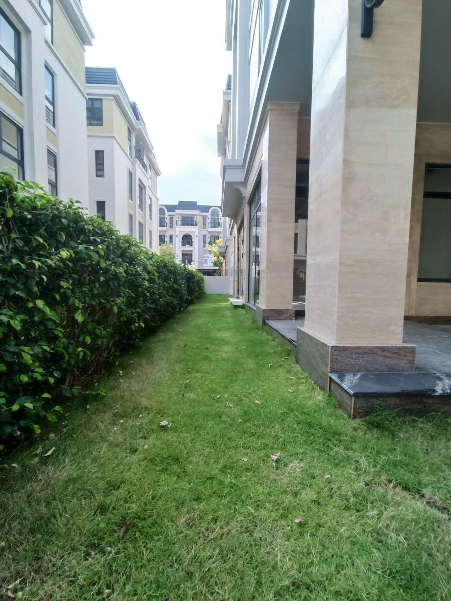 Cho thuê Nhà mặt tiền Quận 9, Hồ Chí Minh, Diện tích 133m², Giá Thương lượng 5