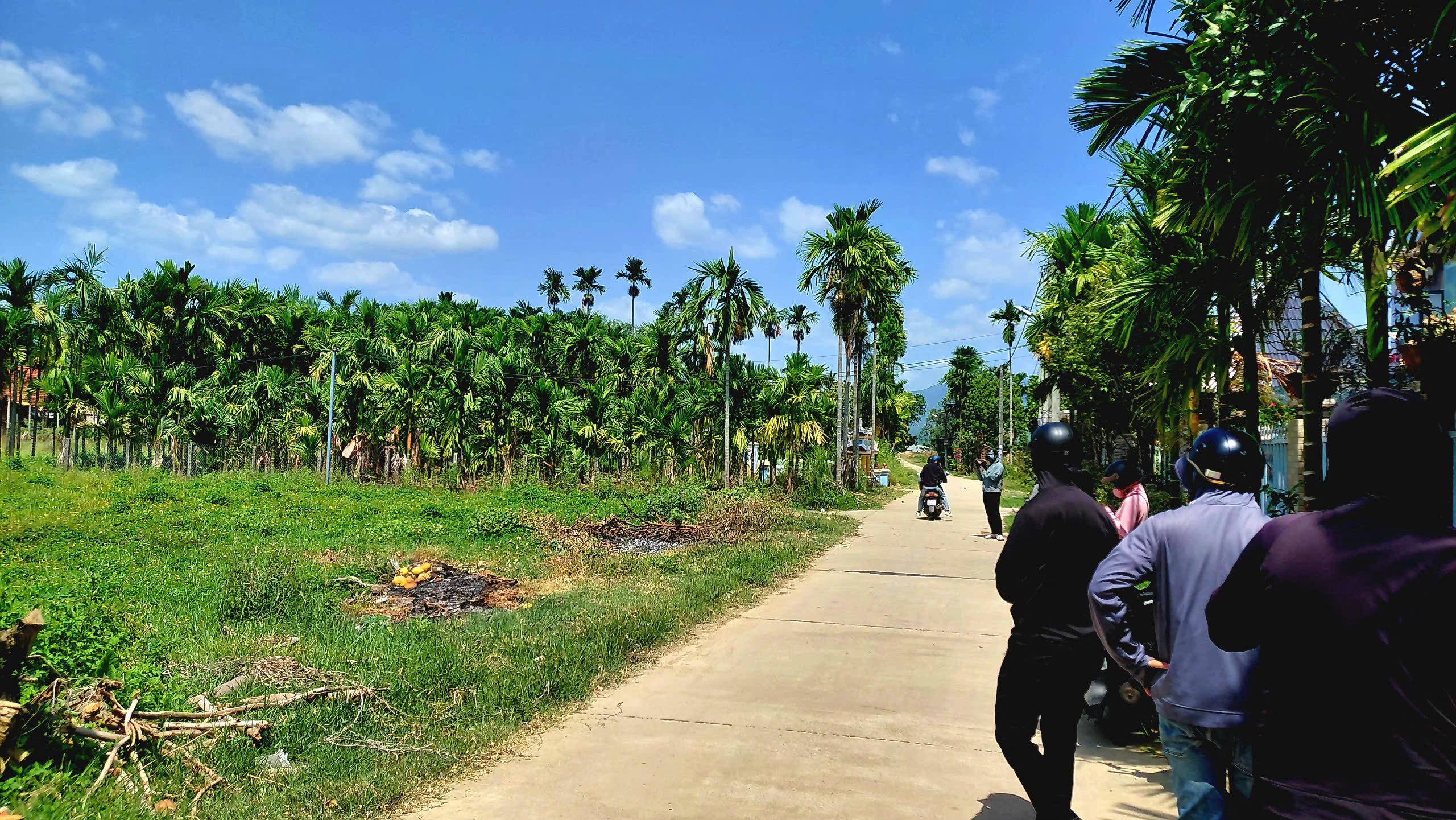 Cần bán gấp 3 lô đất liền kề siêu đẹp, rộng thoát oto né nhau, giá tốt có thương lượng 2