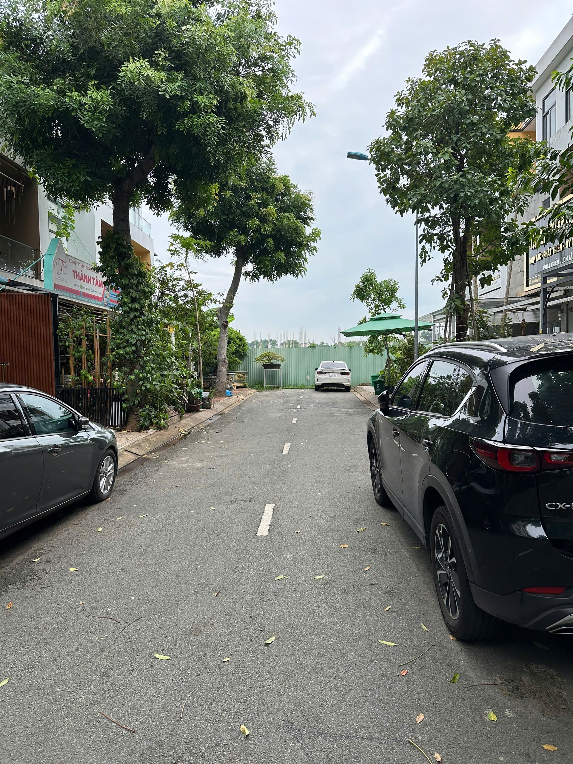 Cần bán Nhà mặt tiền Quận 9, Hồ Chí Minh, Diện tích 75m², Giá 011.2 Tỷ