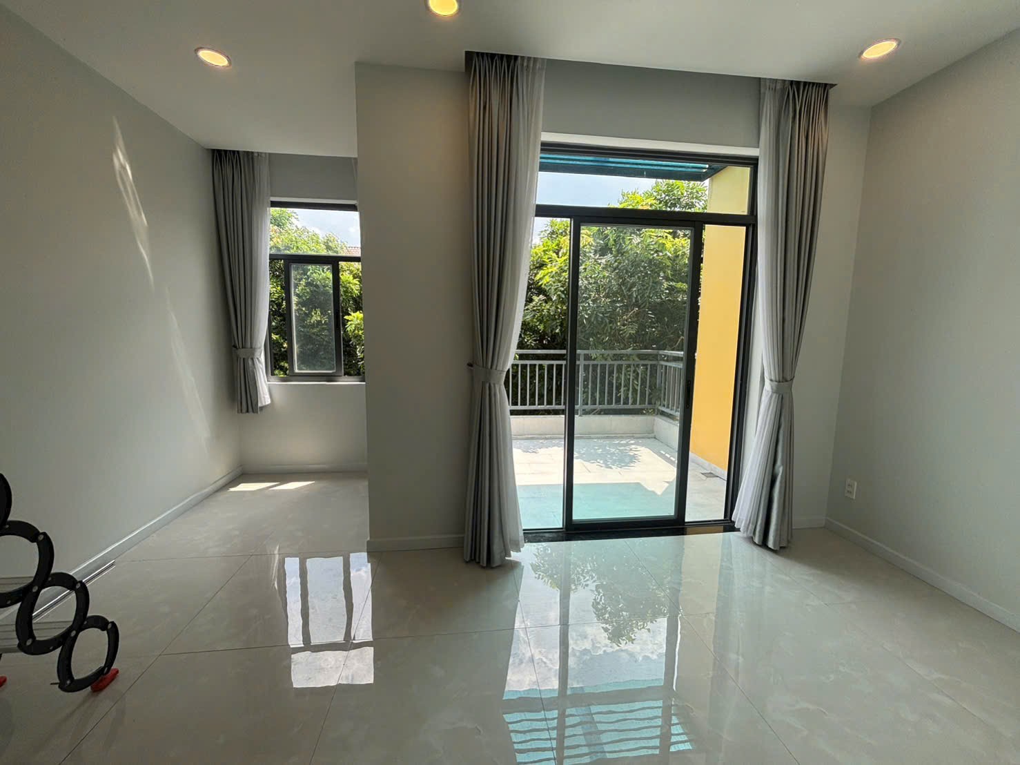 Cần bán Nhà mặt tiền Quận 9, Hồ Chí Minh, Diện tích 75m², Giá 12.1 Tỷ 5