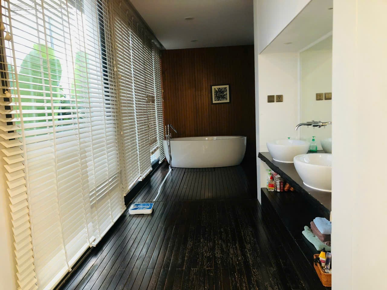 Cho thuê Nhà mặt tiền Phường Thảo Điền, Quận 2, Diện tích 570m², Giá Thương lượng 8