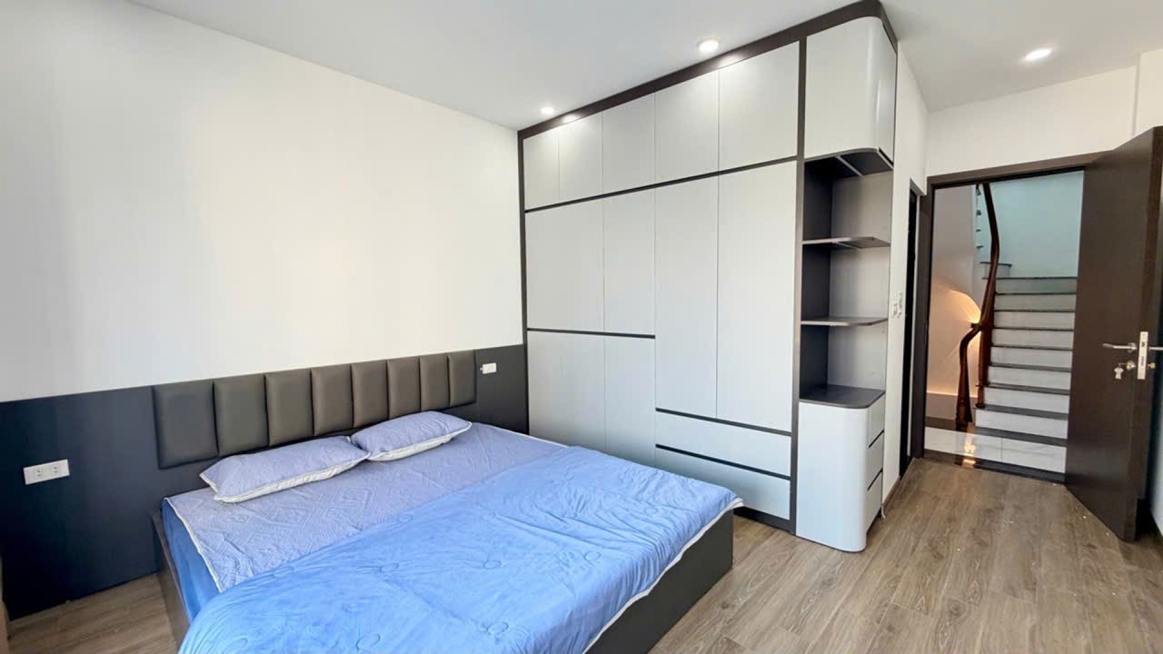 BÁN NHÀ PHÚC LỢI – 45M² x 6 TẦNG – GARA Ô TÔ – THANG MÁY – FULL NỘI THẤT – NGÕ Ô TÔ THÔNG 2