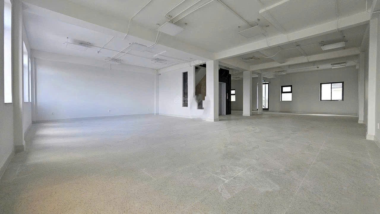 Cần bán Văn phòng Phường An Phú, Quận 2, Diện tích 200m², Giá 75 Tỷ 2