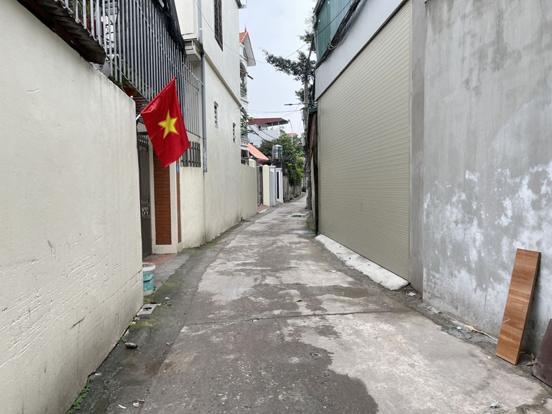 Cần bán 133,9m2 đất mặt ngõ 95 Việt Hưng. Đường thông ô tô 7 chỗ, sát Vinhomes Long Biên