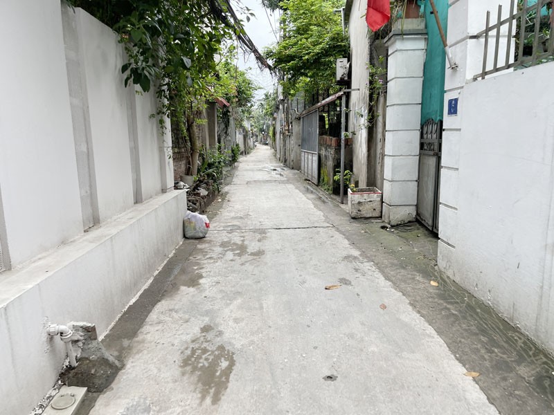 Cần bán 133,9m2 đất mặt ngõ 95 Việt Hưng. Đường thông ô tô 7 chỗ, sát Vinhomes Long Biên 3