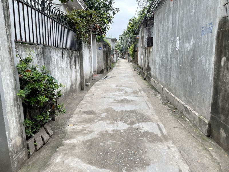 Cần bán 133,9m2 đất mặt ngõ 95 Việt Hưng. Đường thông ô tô 7 chỗ, sát Vinhomes Long Biên 5
