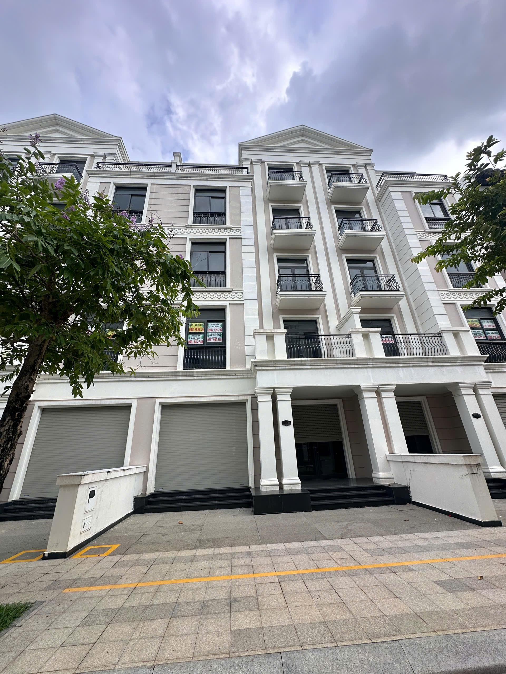 Cần bán Nhà mặt tiền Quận 9, Hồ Chí Minh, Diện tích 144m², Giá 21 Tỷ 4