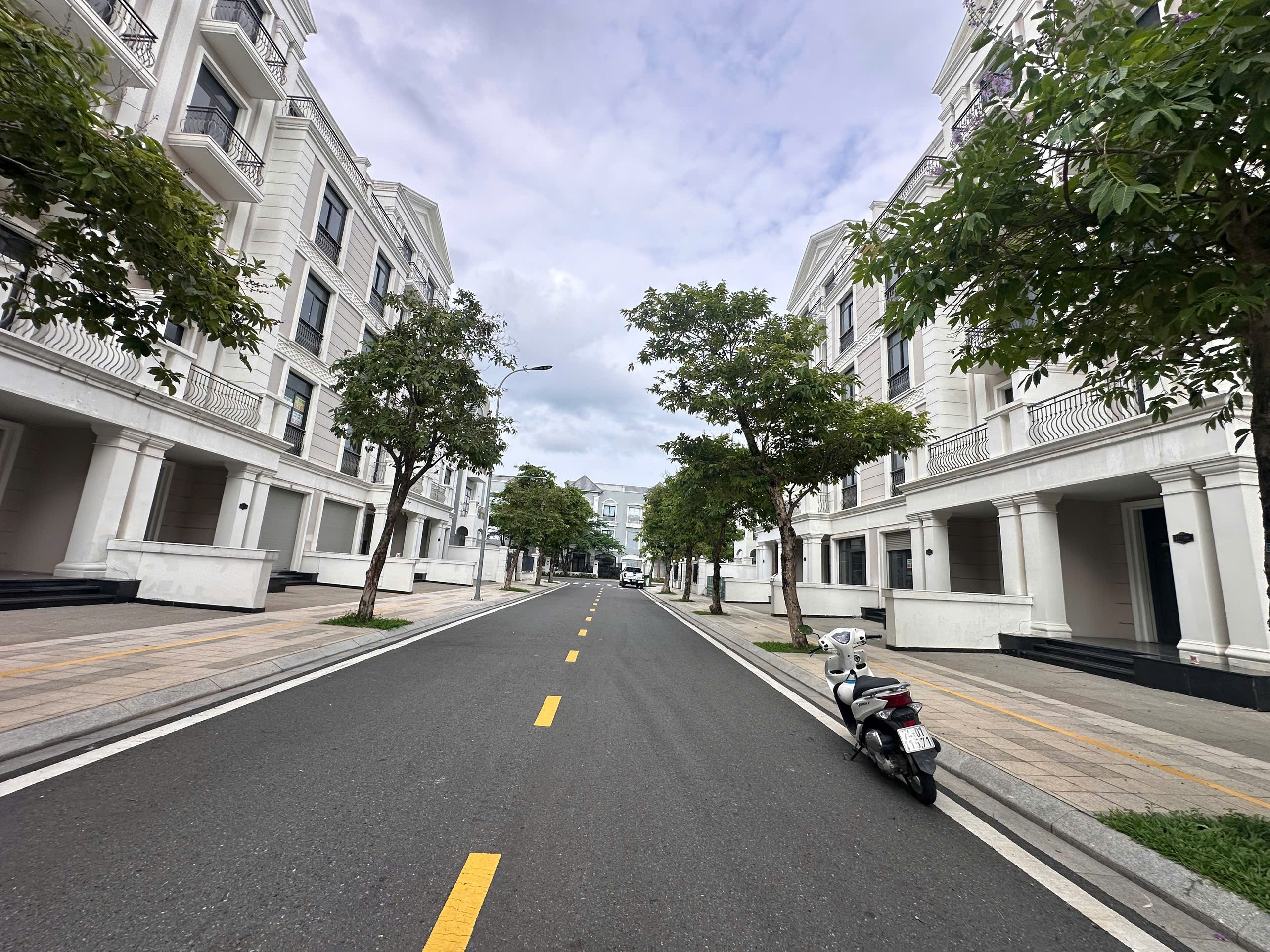 Cần bán Nhà mặt tiền Quận 9, Hồ Chí Minh, Diện tích 144m², Giá 21 Tỷ