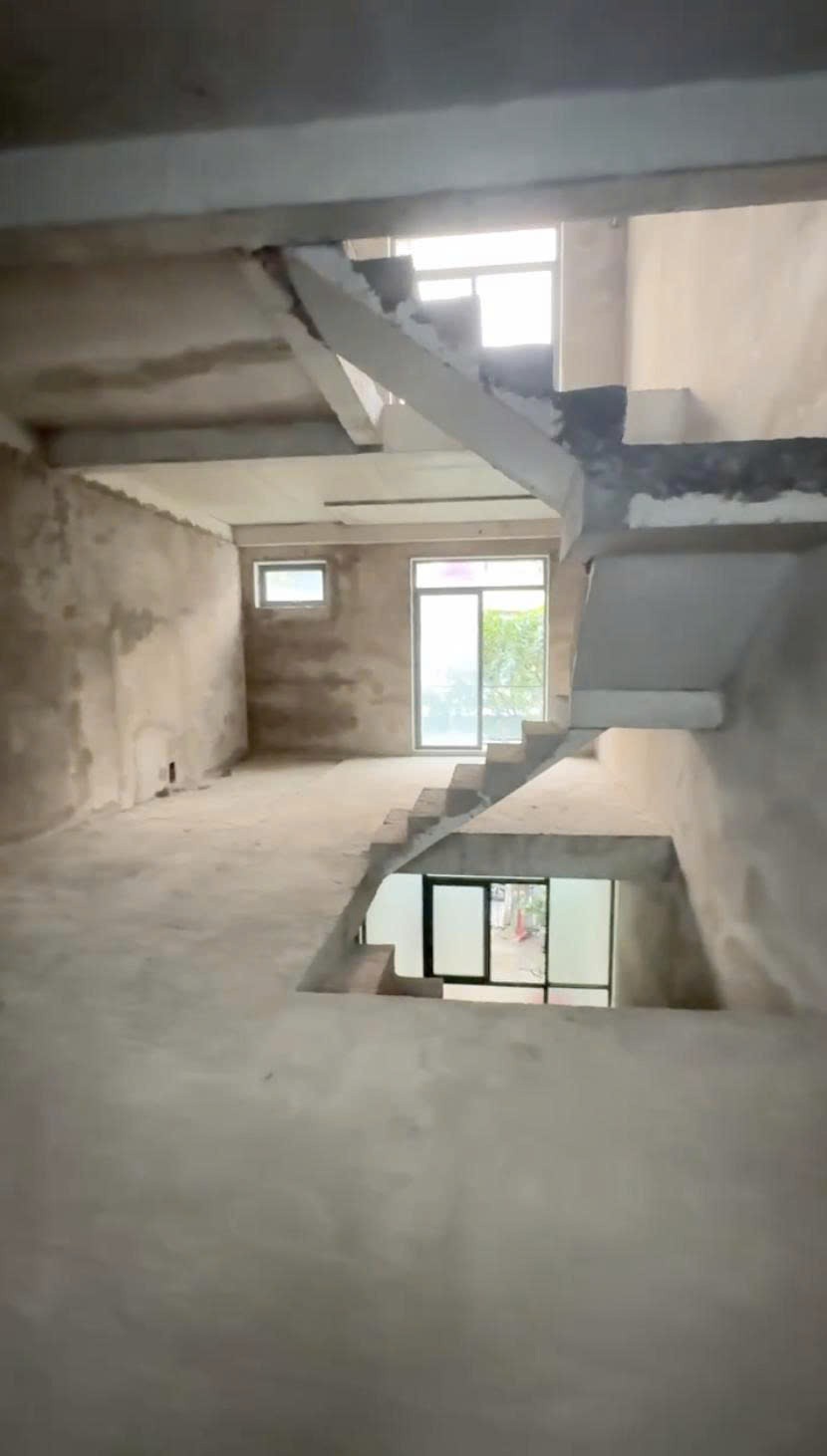 Cần bán Nhà mặt tiền Quận 9, Hồ Chí Minh, Diện tích 75m², Giá 10.8 Tỷ
