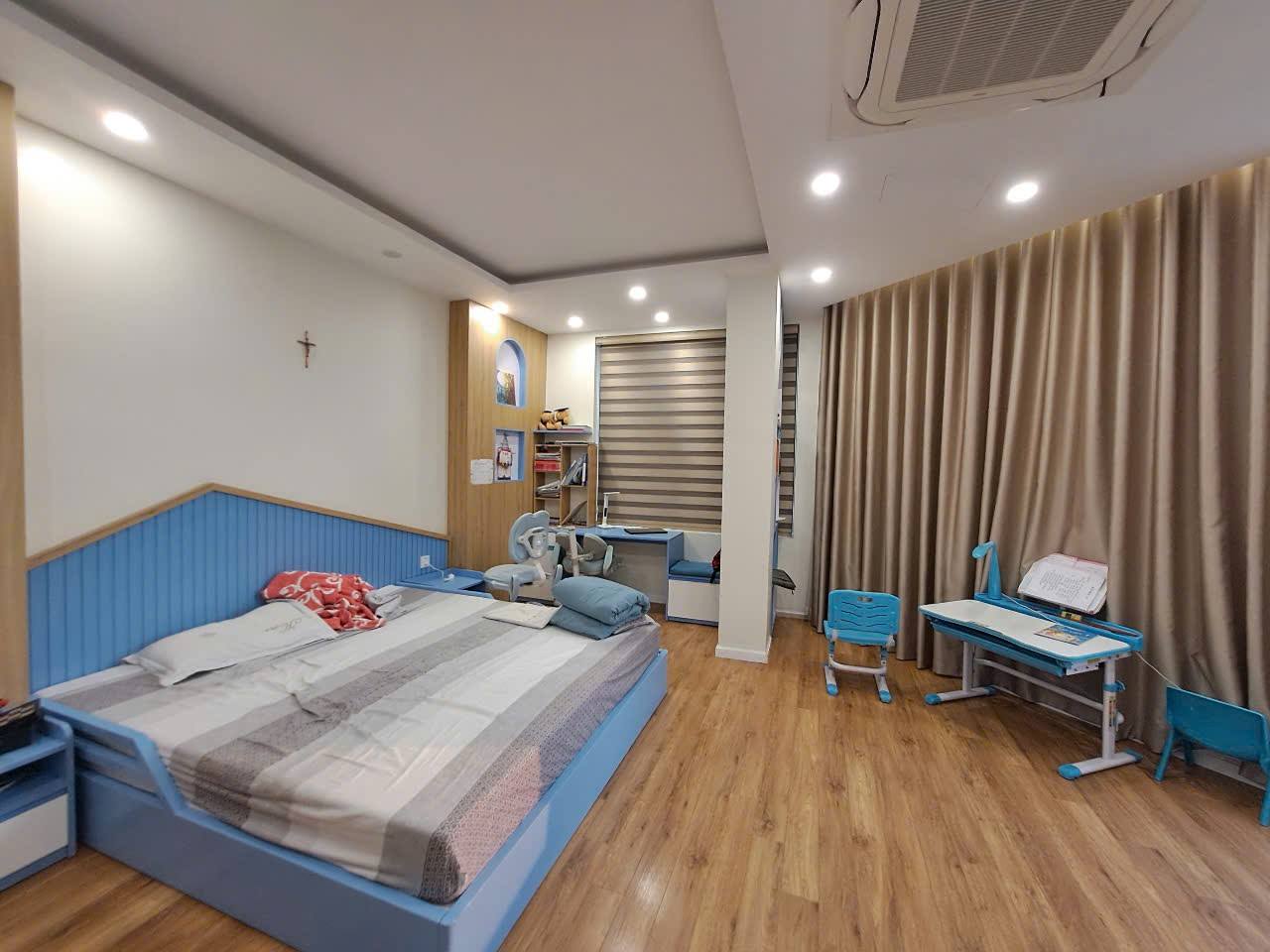 BÁN NHÀ LƯƠNG THẾ VINH, PHÂN LÔ 2 MẶT NGÕ OTO, DT112M2 MT6.5, Ở, VĂN PHÒNG, CHDV, 26.X TỶ 5