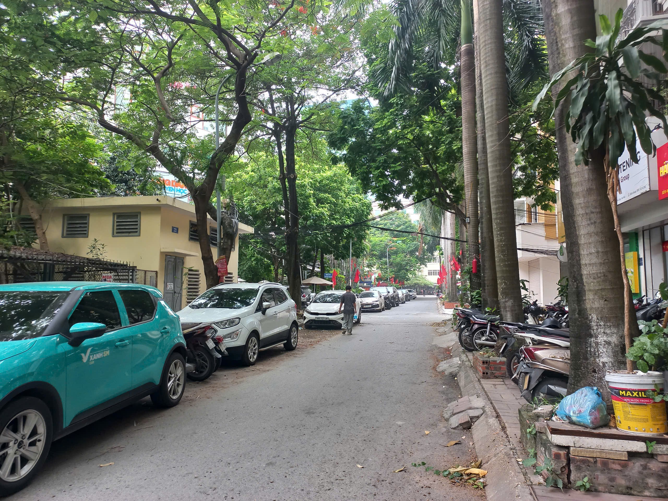 BÁN NHÀ PHÂN LÔ NGUYỄN THỊ ĐỊNH, VỈA HÈ, OTO TRÁNH, 52M2 5T, Ở, KINH DOANH, HƠN 26 TỶ