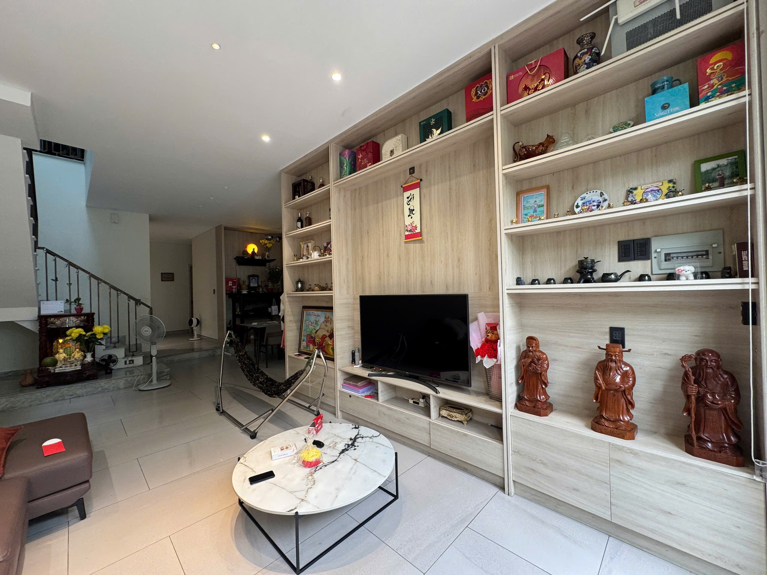 Cần bán Nhà mặt tiền Phường Hiệp Phú, Quận 9, Diện tích 130m², Giá 20 Tỷ