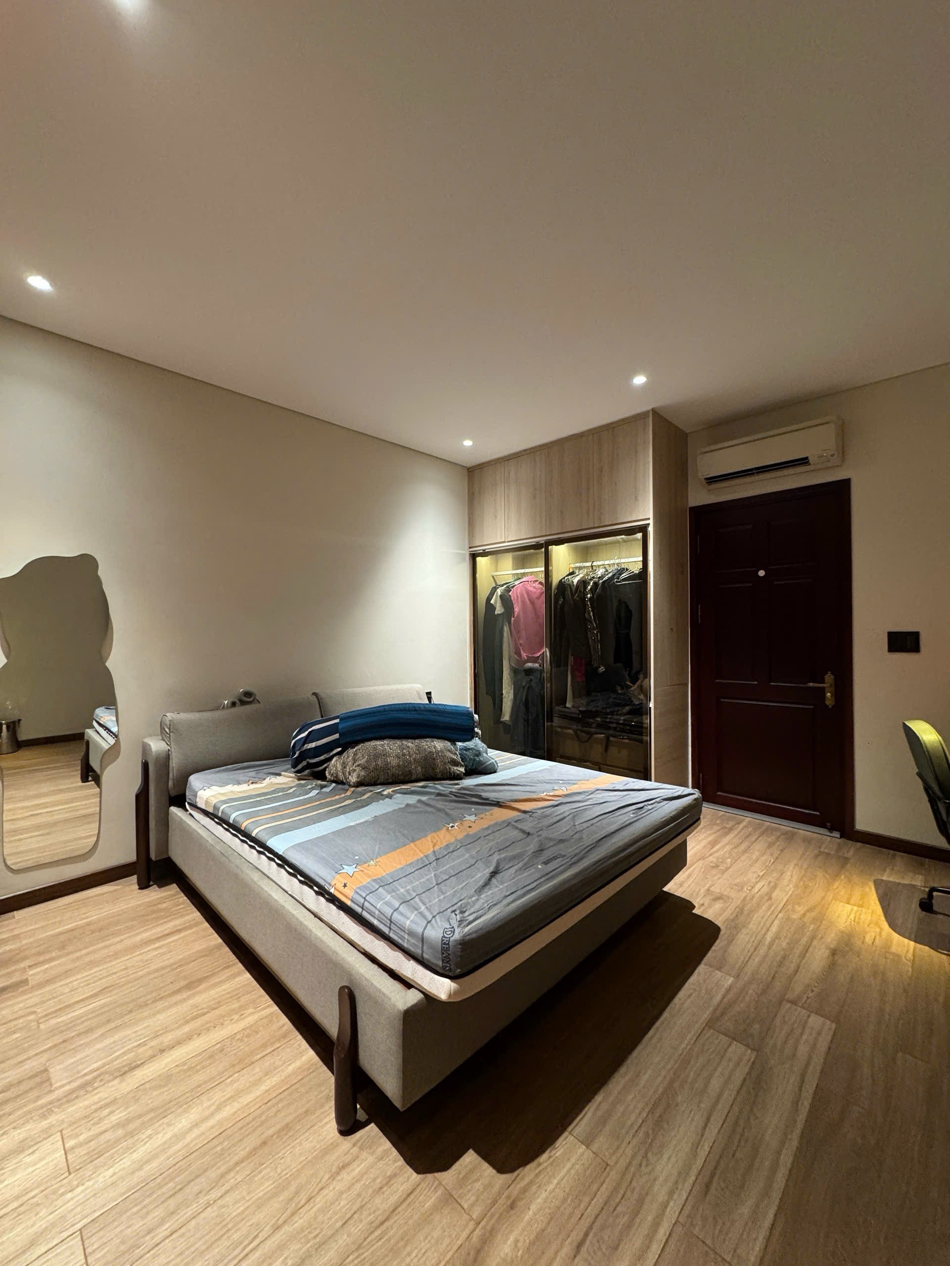 Cần bán Nhà mặt tiền Phường Hiệp Phú, Quận 9, Diện tích 130m², Giá 20 Tỷ 12