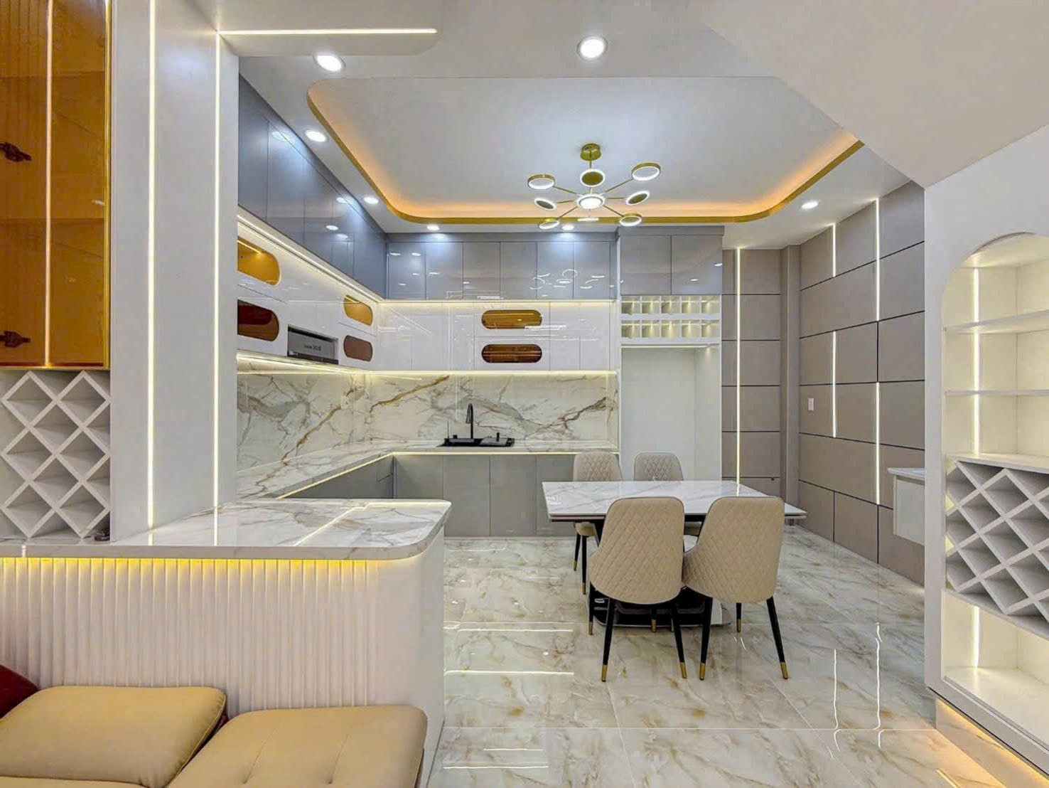 NHÀ RỘNG MÊNH MÔNG, HẺM XE HƠI CẠNH PHÚ MỸ HƯNG, 4 TẦNG, 9.99 TỶ 4