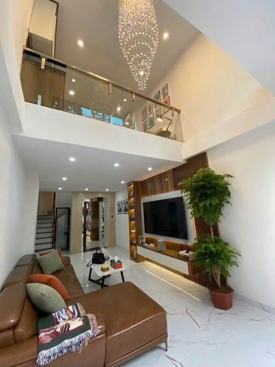 SIÊU PHẨM LÔ GÓC PHÚC LỢI 52M2 x 6T – GARA Ô TÔ – THANG MÁY , FULL NỘI THẤT - GIÁ CHỈ 13,X TỶ