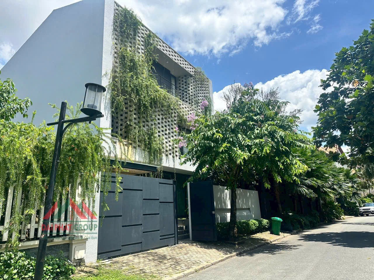 Cần bán Biệt thự Quận 7, Hồ Chí Minh, Diện tích 275m², Giá Thương lượng