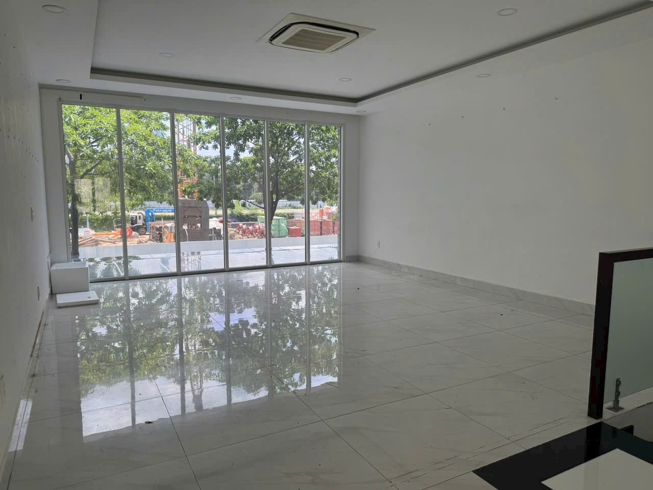 Cần bán Nhà mặt tiền Quận 2, Hồ Chí Minh, Diện tích 114m², Giá 0100 Tỷ 2