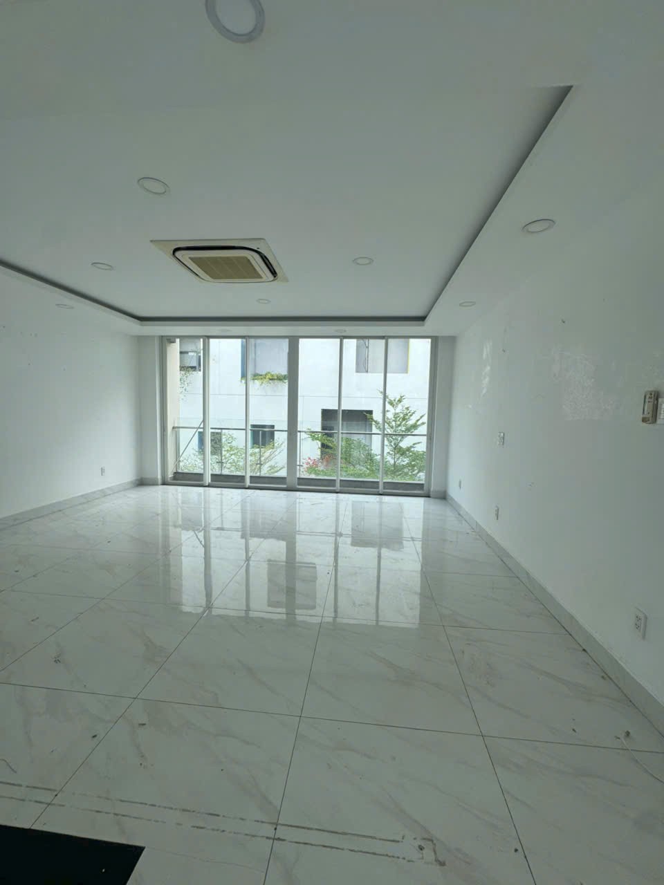 Cần bán Nhà mặt tiền Quận 2, Hồ Chí Minh, Diện tích 114m², Giá 0100 Tỷ 3